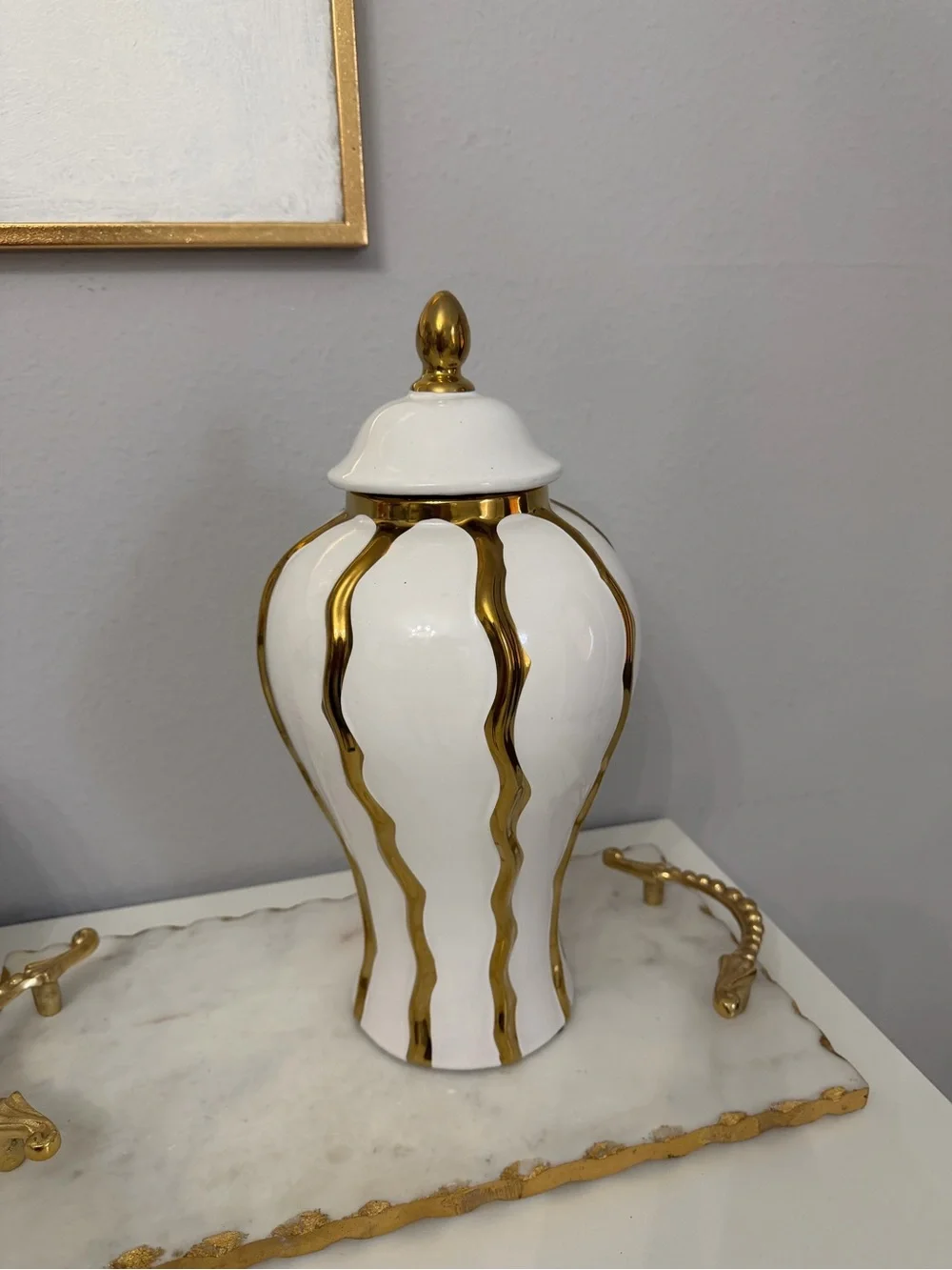 N/A classic white